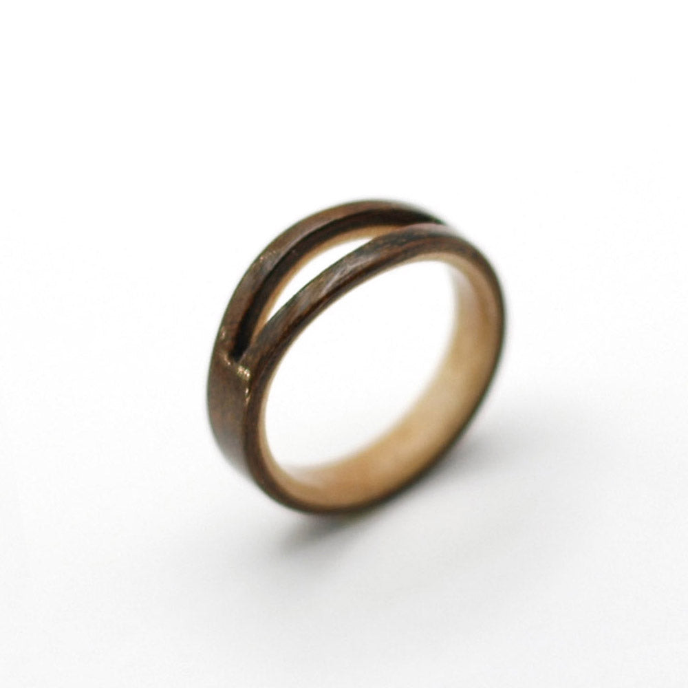 Unity Ring - Symbolizing Togetherness and Individuality