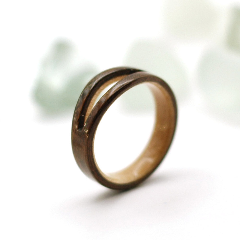 Unity Ring - Symbolizing Togetherness and Individuality